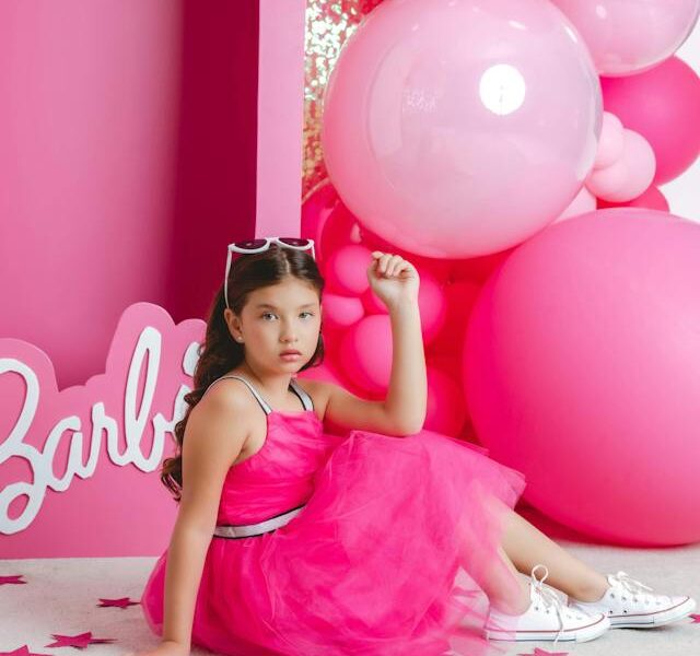 Style barbie : Les secrets des vêtements qui font tourner les têtes