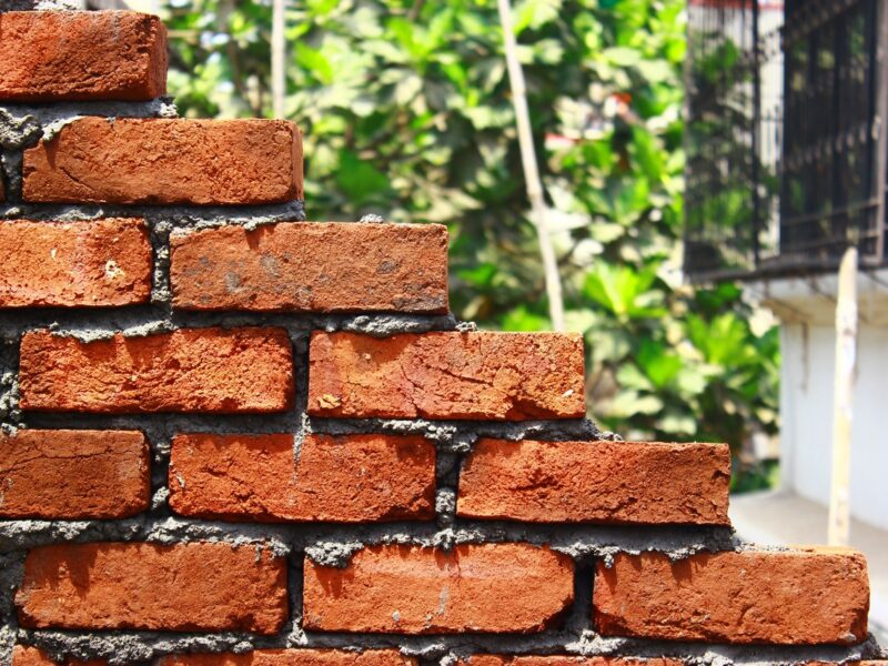 Conseils pour réaliser une maçonnerie en briques ou en parpaings