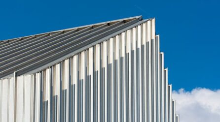 Pourquoi choisir les meilleurs équipements d’isolation phonique pour toiture ?