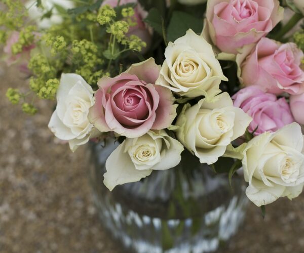 Les fleurs jouent un rôle central