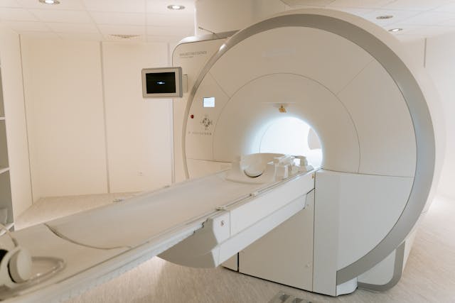 Diagnostic précis grâce à notre centre d’imagerie et scanner moderne