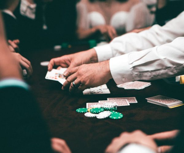 Guide pratique pour devenir un expert en paris et en jeux