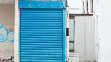 Optimiser l’intimité dans votre maison en utilisant des volets roulants