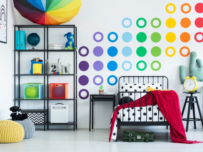 Transformez vos murs en espaces uniques avec un stickers personnalisé C-Stickers