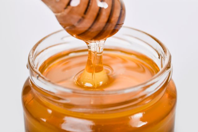 Achetez Black Horse auprès de Supreme Honey avec une sélection haut de gamme