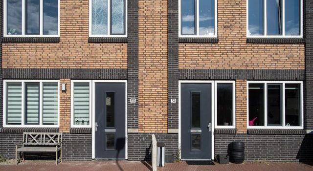 Valorisez votre maison avec une Porte aluminium sur mesure premium